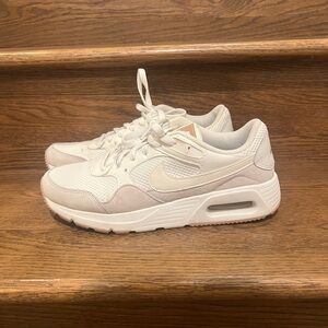 Nike Air Max SC – 9.5 Womens – White & Beige